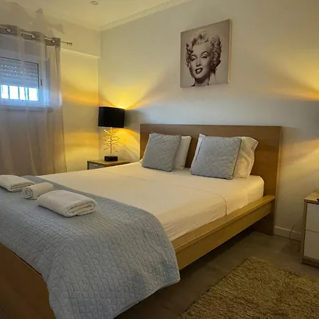Апартаменти Ks Near The Airport Лісабон