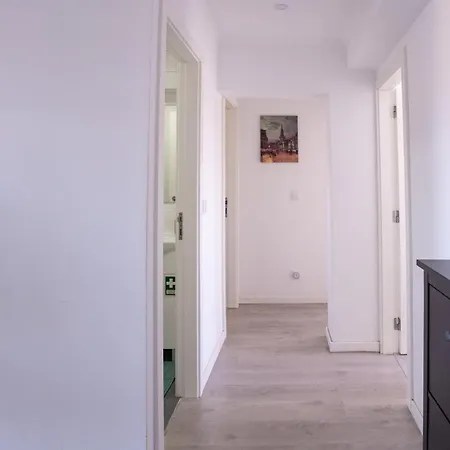 Апартаменти Ks Near The Airport Лісабон