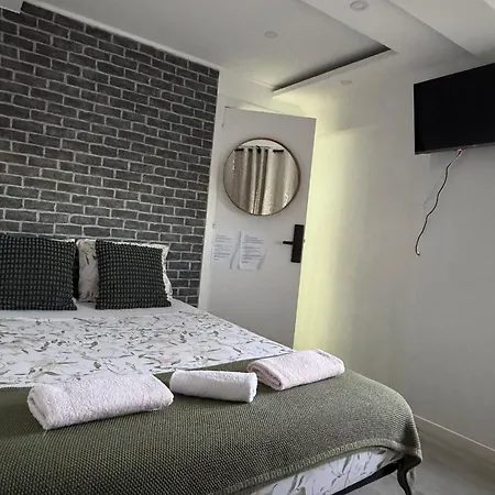 Апартаменти Ks Near The Airport *